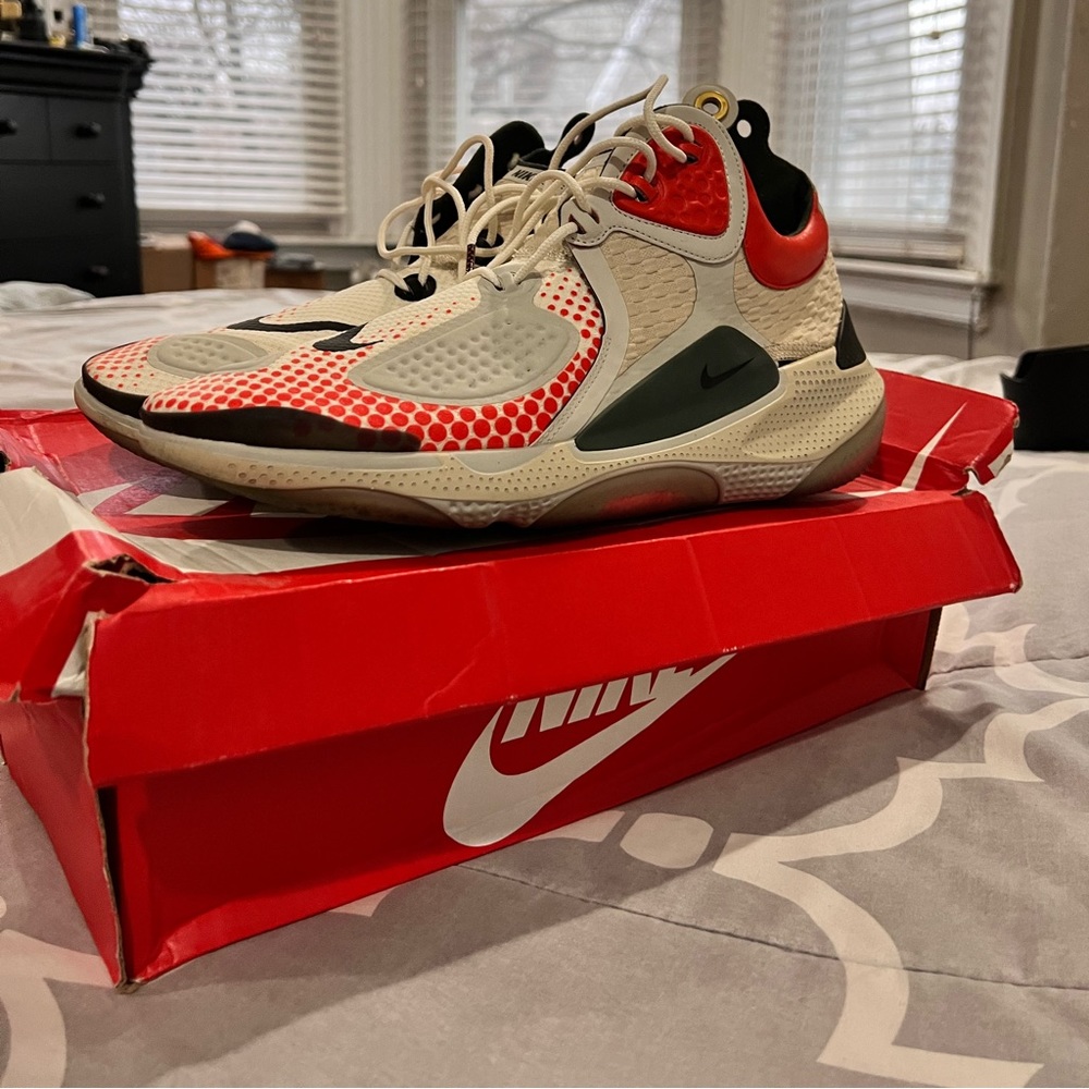 Nike Joyride CC3 Setter size 12, used 9-10
